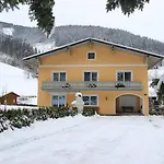 Cozy Chalet with Sauna in Zell am See Salzburg